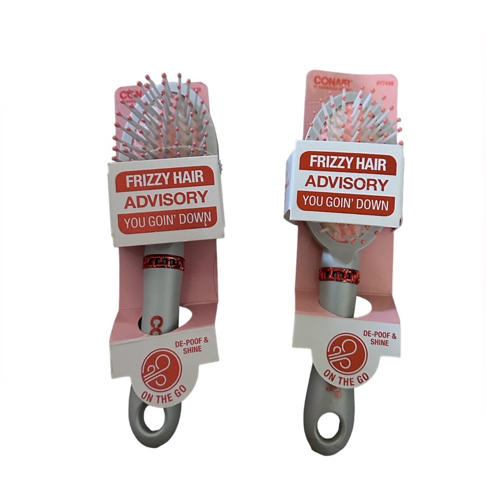 Conair Frizzy Hair Advisory - De-poof & Shine - On The Go Detangler  X2 NEW